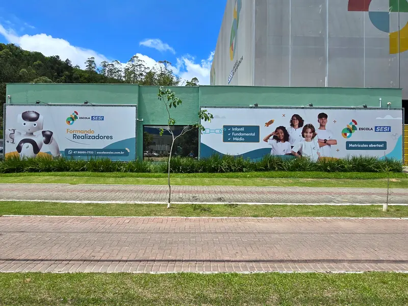 Painéis de muro da Escola Sesi